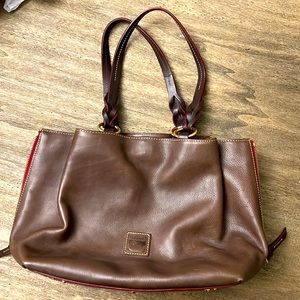 Dooney and Bourke NWOT Expandable brown Leather Shoulder Bag
